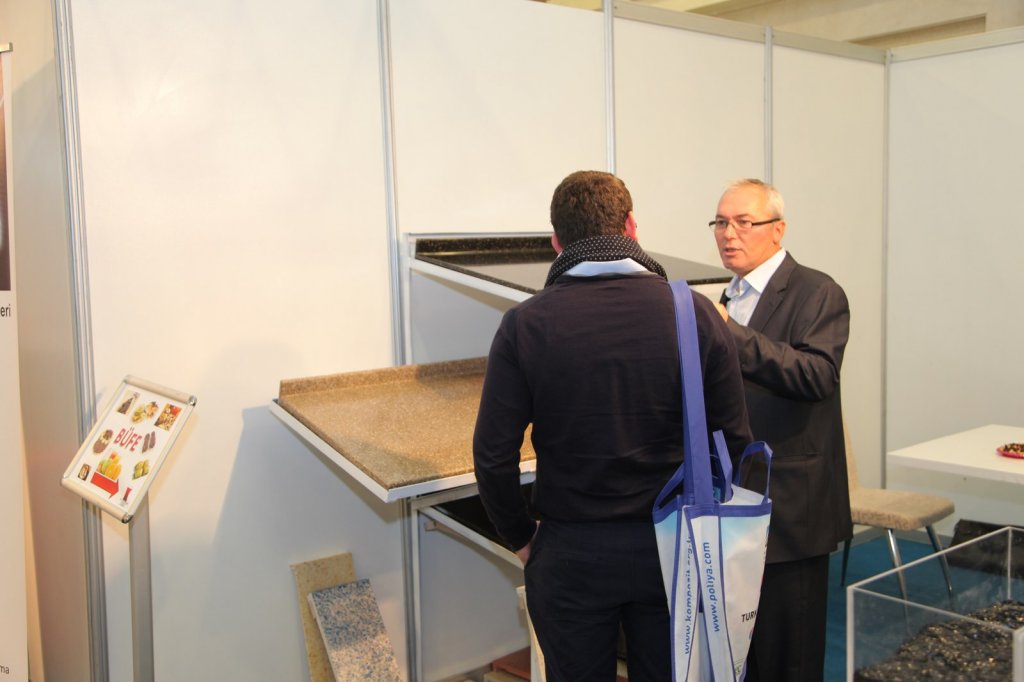 Exhibition Area (392)